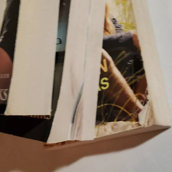 Bundle 5 Paperback Books Author Nicholas Sparks - Picture 11 of 12